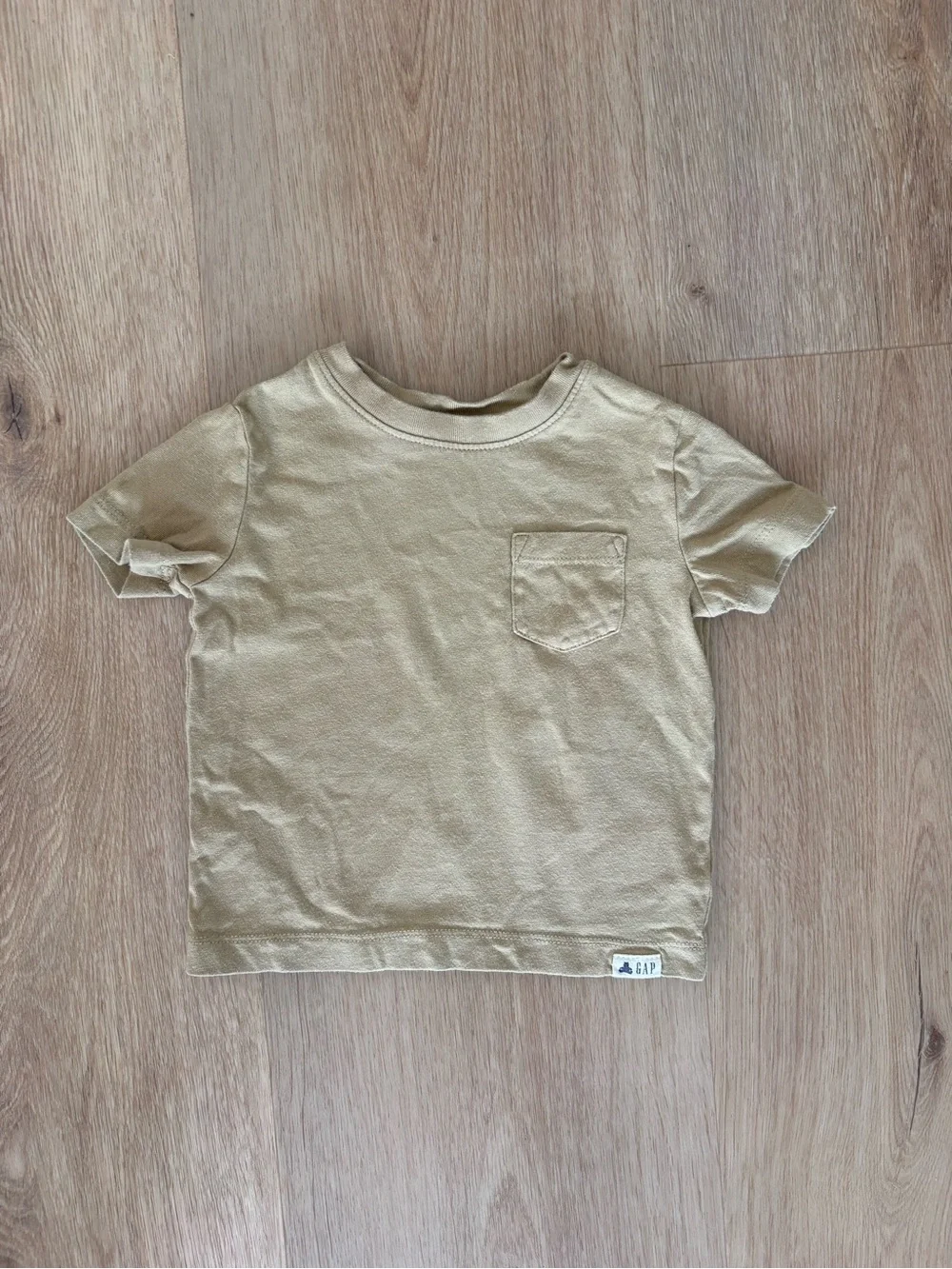 GAP Toddler Pocket Tees (2 Pack)